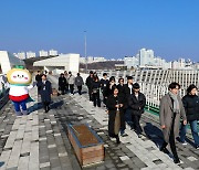 [포토] 새내기 대학생 '히어로즈 패밀리'를 응원합니다