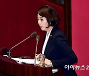 "배현진 피습, 우발적 범행 아냐…패딩에 돌 넣고 다니나" 전문가 주장