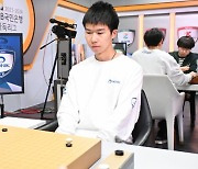 中1위 구쯔하오, 한국 데뷔전 대역전승 [바둑리그]