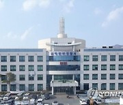 “휴대폰 두고 나간 뒤 연락두절”…쌍둥이 형제, 하천변서 숨진채 발견