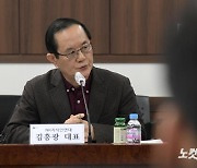 모두발언하는 김흥광 NK지식연대 대표