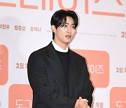 옥택연,'멋진 분위기' [사진]