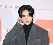 스트레이키즈 현진,'눈빛은 강렬' [사진]