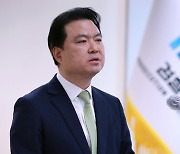 “이재명 피습범, 범행 전 찌르는 연습까지 했다”···檢, 배후는 없는 것으로 결론