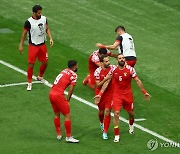 [아시안컵] 한국과 비겼던 요르단, 이라크에 대역전승…8강 합류