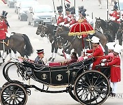 INDIA BEATING RETREAT