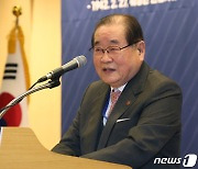 환영사 하는 이종찬 광복회장