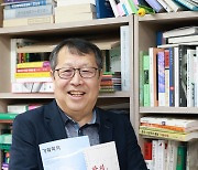 “디지털 시대 책은 콘텐츠 플랫폼”…25년 ‘잡지인생 3막’ 여는 한기호