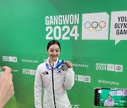 [IS 강릉] ‘우상 김연아’ 앞 값진 은메달 신지아 “와주신 것만으로도 큰 힘” [강원 2024]