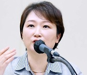 임종석 나온다는 중성동갑…개딸들 '이언주 띄우기' 나섰다