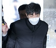 김종국 전 KIA 타이거즈 감독, 영장실질심사 출석