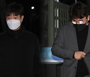 '후원업체 뒷돈 혐의' KIA 김종국·장정석 구속영장 기각