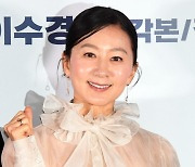 ‘데드맨’ 김희애 “내 연기력 부끄럽지만, 배우로서 행복하다”