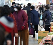 달라진 ‘저신용 대출’에 당황한 자영업자들…“한도 줄까 걱정”