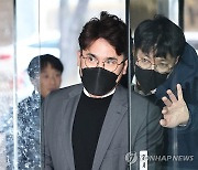 영장심사 출석하는 KIA 장정석