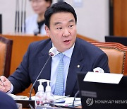 與 "이태원법 거부권, 野 정치공작 맞선 불가피한 선택"