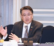 펀드 결성 자진철회 '페널티' 없앤다…중기부, 벤처투자 회복 총력