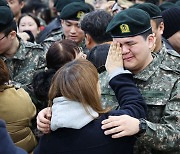 역사 속으로 사라지는 1사단 신교대, 훈훈했던 마지막 수료식[청계천 옆 사진관]