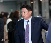 롯데 김태형 감독 “일단은 가을야구 목표, 우승은 3년 내로”