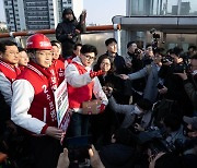 수원 천천동 찾은 한동훈 비대위원장