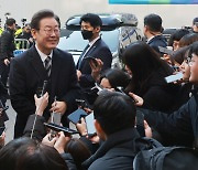 민주당 공관위, 총선 후보자 면접 착수···이재명도 참여