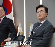 대전·금산 통합에 김태흠 "지엽적 문제" 이장우 "대전에 도움"