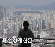 “일단 사 두면 돈 된다”…집값 바닥론 퍼지자 외지인들, 서울 아파트 사들이기 확산