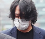 '성범죄 재판 중 또 범행' 힘찬 실형 면했다, 집행유예 5년 선고