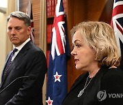 AUSTRALIA NEW ZEALAND DEFENCE DIPLOMACY