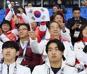 한총리, 동계청소년올림픽 마무리 현장 방문…IOC 위원장 환담