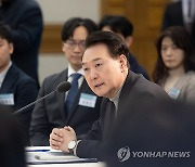 새 국가사이버안보전략 발표…"북한 등 위협에 공세적 대응"