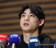 MLB로 바람처럼 떠난 이정후 "기대 보답하도록 은퇴까지 노력"