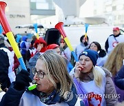 ROMANIA HEALTH CARE WORKERS PROTEST