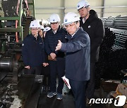 경기도 포천 사고 현장 점검하는 이성희 노동부 차관