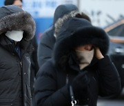 부산·울산 흐리고 곳곳 비·눈...당분간 평년 기온 웃돌며 온화