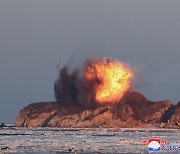 北도발 열흘새 벌써 네번째 ···“서해상 순항미사일 수발 발사”