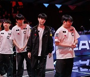 [포토] LCK 4위 사수한 kt 롤스터