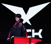 [포토] '페이커' 이상혁, LCK 무대 입장