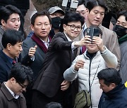 김포 시민과 기념 촬영하는 한동훈