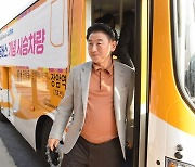 '의정부시형 마을버스 준공영제로 공공버스 시대 열다'