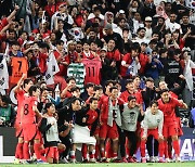 대한민국 축구 국가대표팀, '우리는 4강으로 갑니다'