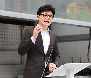 김포 찾은 한동훈 "봄 오면 서울 될 것"