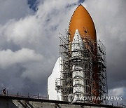 USA SPACE SHUTTLE ENDEAVOUR