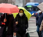 [오늘날씨] 출근길 우산 챙기세요… 전국 비 또는 눈 소식