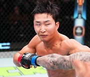 '코리안 타이거' 이정영, UFC 데뷔전 만장일치 판정승 '8연승 질주'…"진짜배기" 前 챔프 극찬