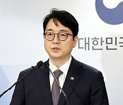 김관진·김기춘 재상고 포기→설 특사…정부 "약속 사면 아냐"(종합2보)