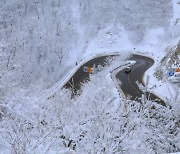 눈 내린 한계령[쿠키포토]