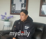 “네 느낌이 중요해” 멜버른에 김강민 임시스쿨 개강…한화 24세 외야수와의 ‘은밀한 스킨십’[MD멜버른]