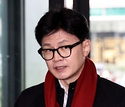 한동훈 ‘스타벅스 발언’ 논란에… 장예찬, “달 보는데 손가락으로 시비 거는 격” 일갈