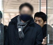 ‘수사정보 유출 뇌물 의혹’ SPC 백모 전무, 영장실질심사